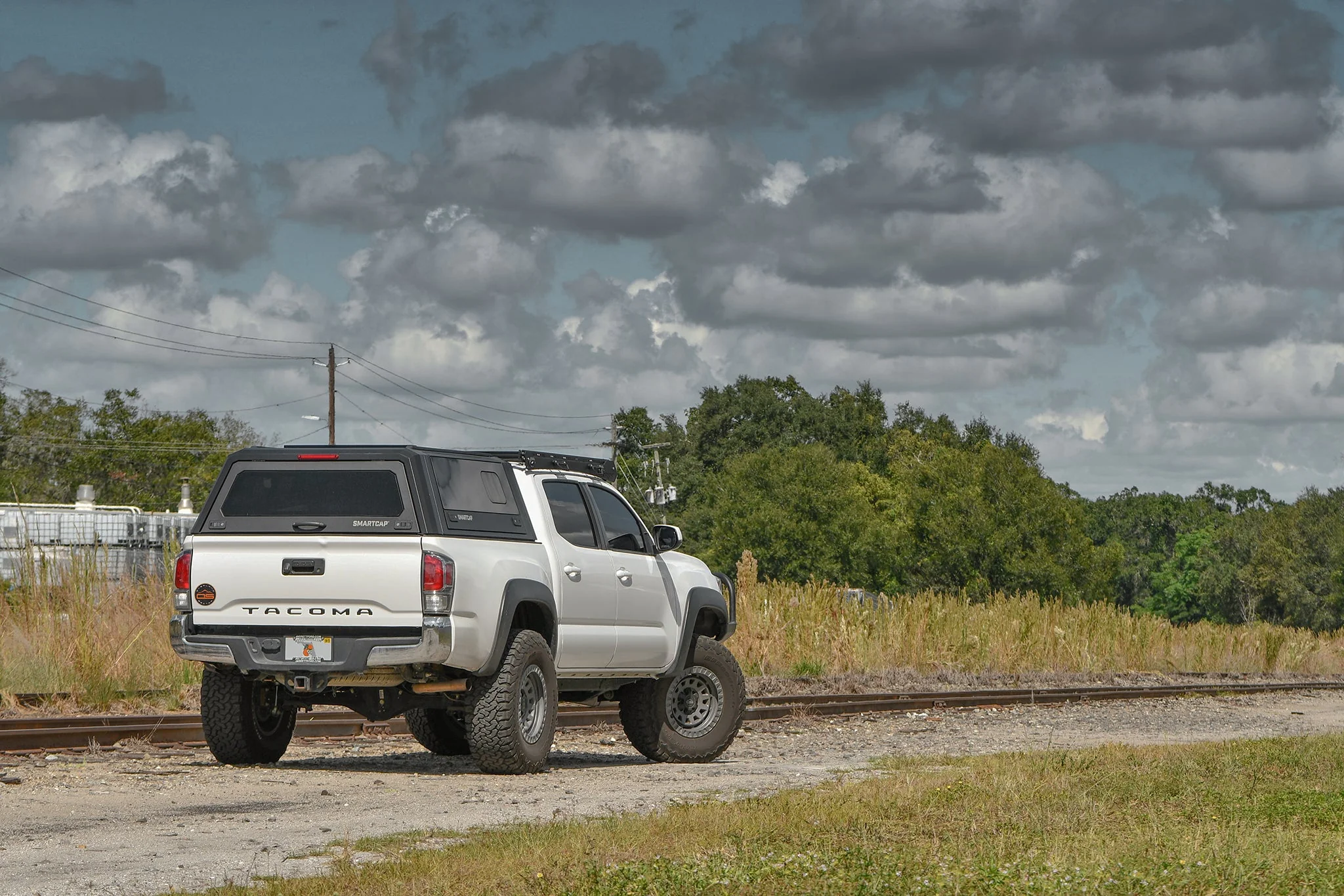 VENTURE | Satin Grey - Image 10